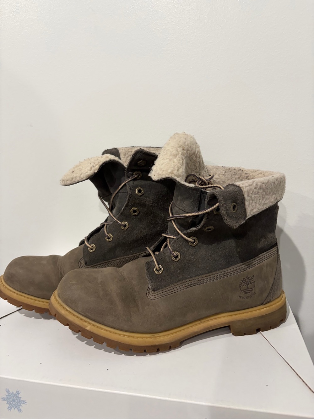 Timberland Women's Linden Woods Fleece Fold-Down Waterproof Boots - Size 8.5